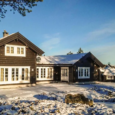 Holiday home In With Kitchen *